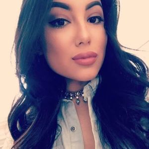 Meet your Posher, Natasha